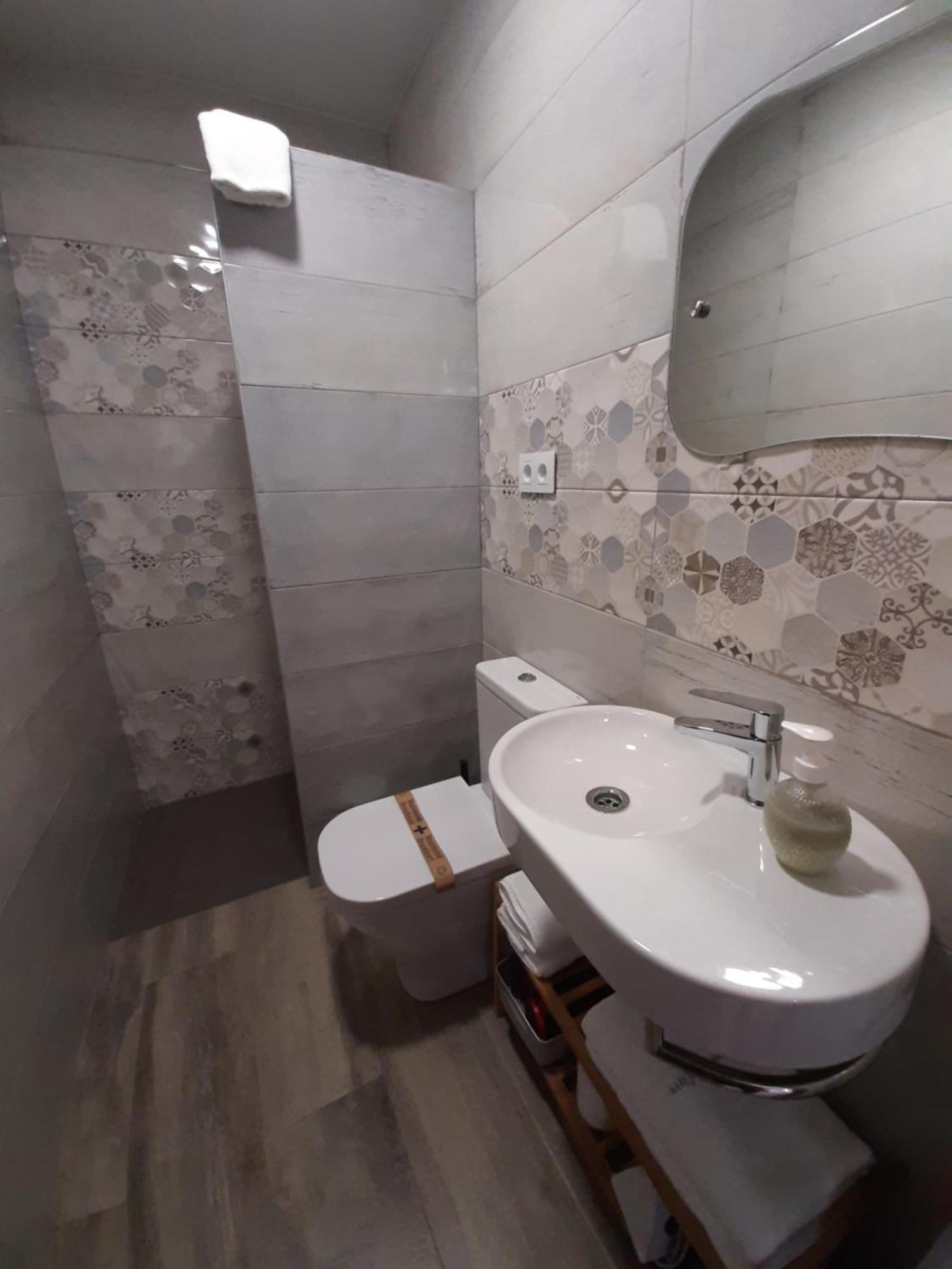 Casas Rurales Maribel - Complejo Moradas Del Cerro 2 - Suites Con Jacuzzi En Alcala Del Jucar Casas del Cerro Kamer foto