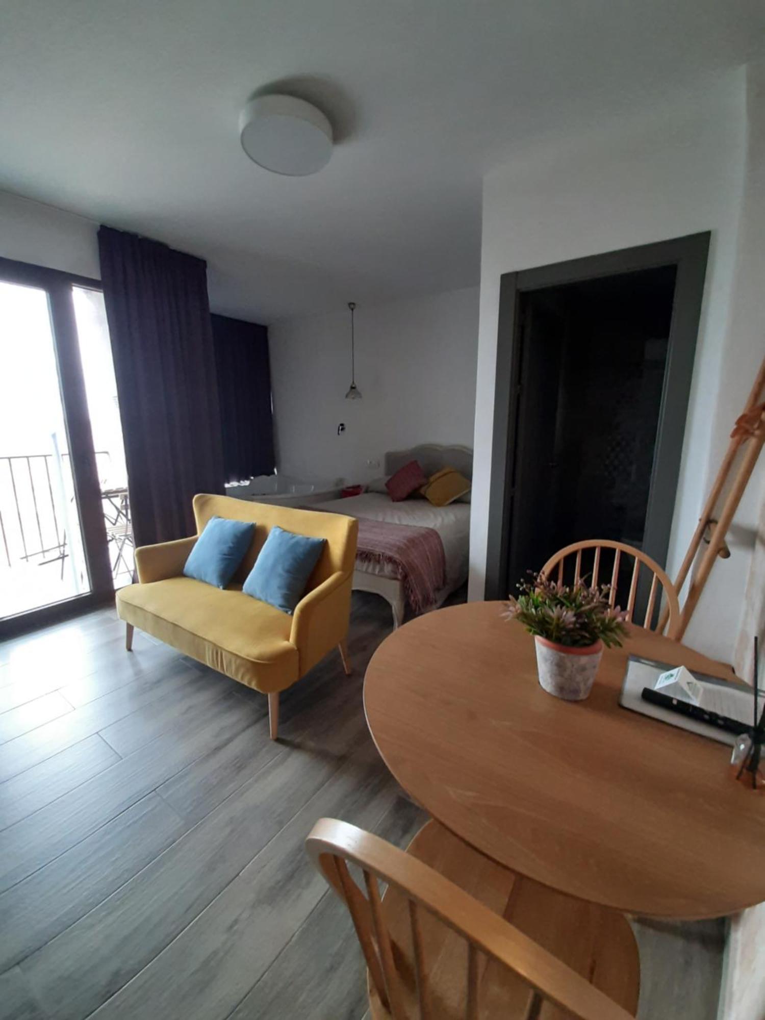 Casas Rurales Maribel - Complejo Moradas Del Cerro 2 - Suites Con Jacuzzi En Alcala Del Jucar Casas del Cerro Kamer foto